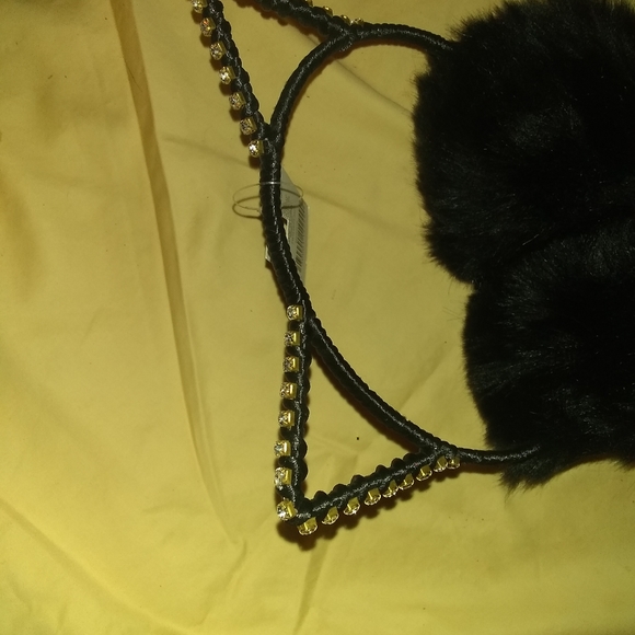 Rhinestone Cat ear EARMUFFS (Black) - Picture 4 of 5